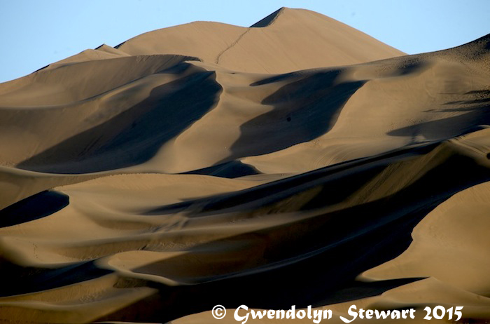 Kumtag Desert, Xinjiang, China, Photographed by Gwendolyn Stewart, c. 2015; All Rights Reserved